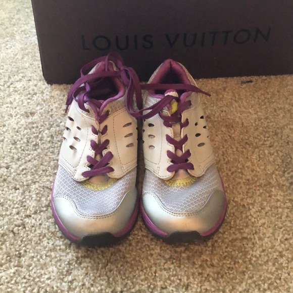 vionic venture walking shoes